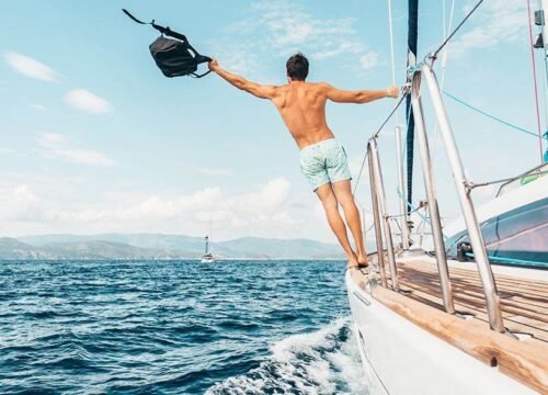 Toyota Hiace (12 seater)